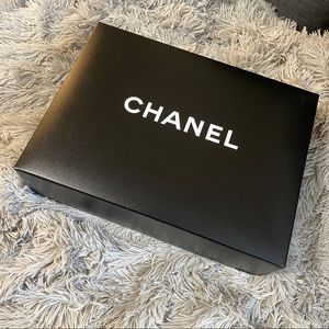 Chanel gift box